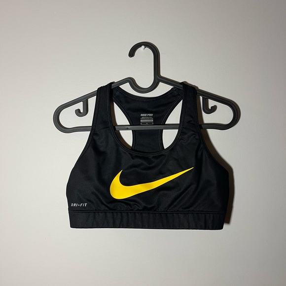 NIKE Sports Bra! - Picture 1 of 3
